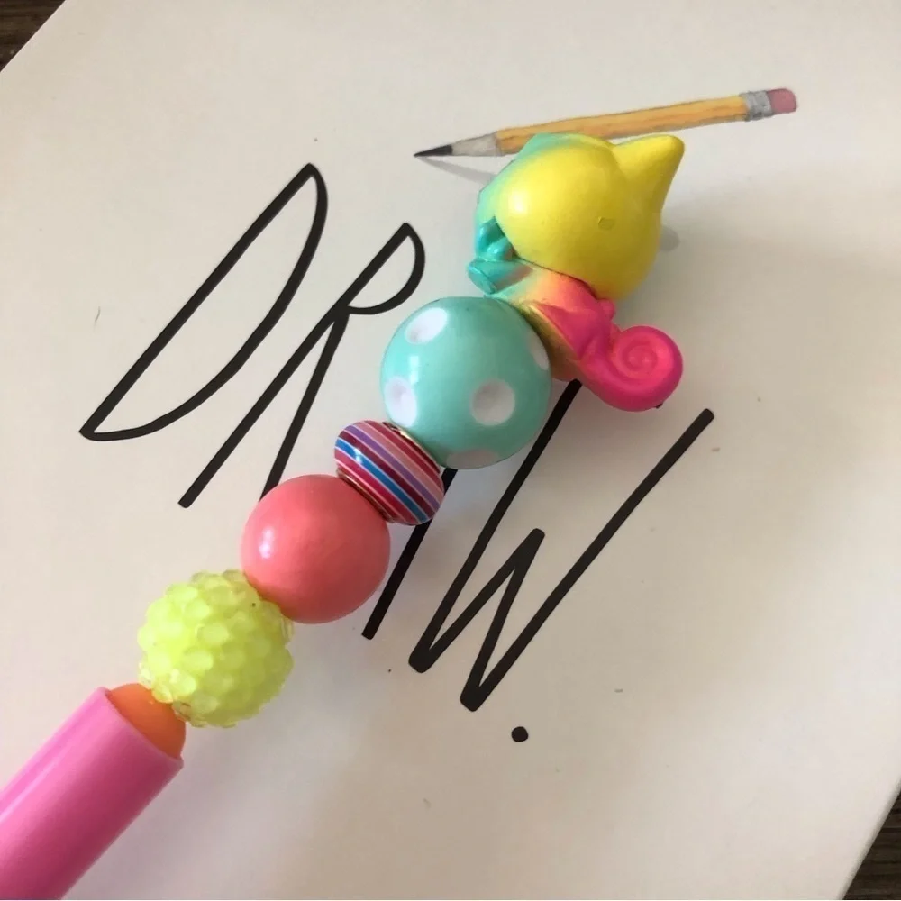 Disney Doorables: Tangled: Rainbow Pascal handmade beaded pen